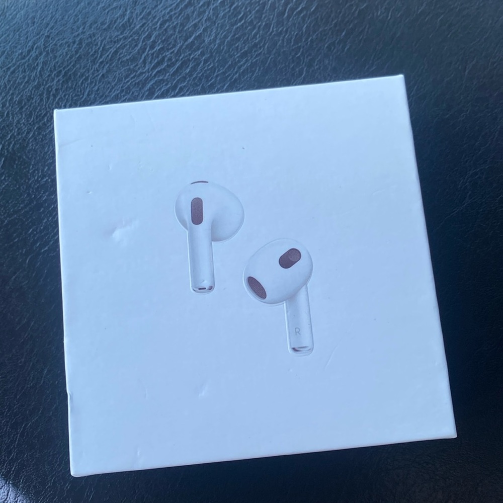 AirPod generation 3